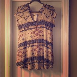 Women’s knit top